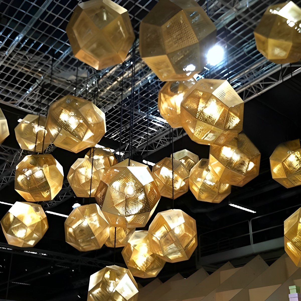 Geometric Round Electroplated Metal Postmodern Pendant Light Chandelier Ceiling Light