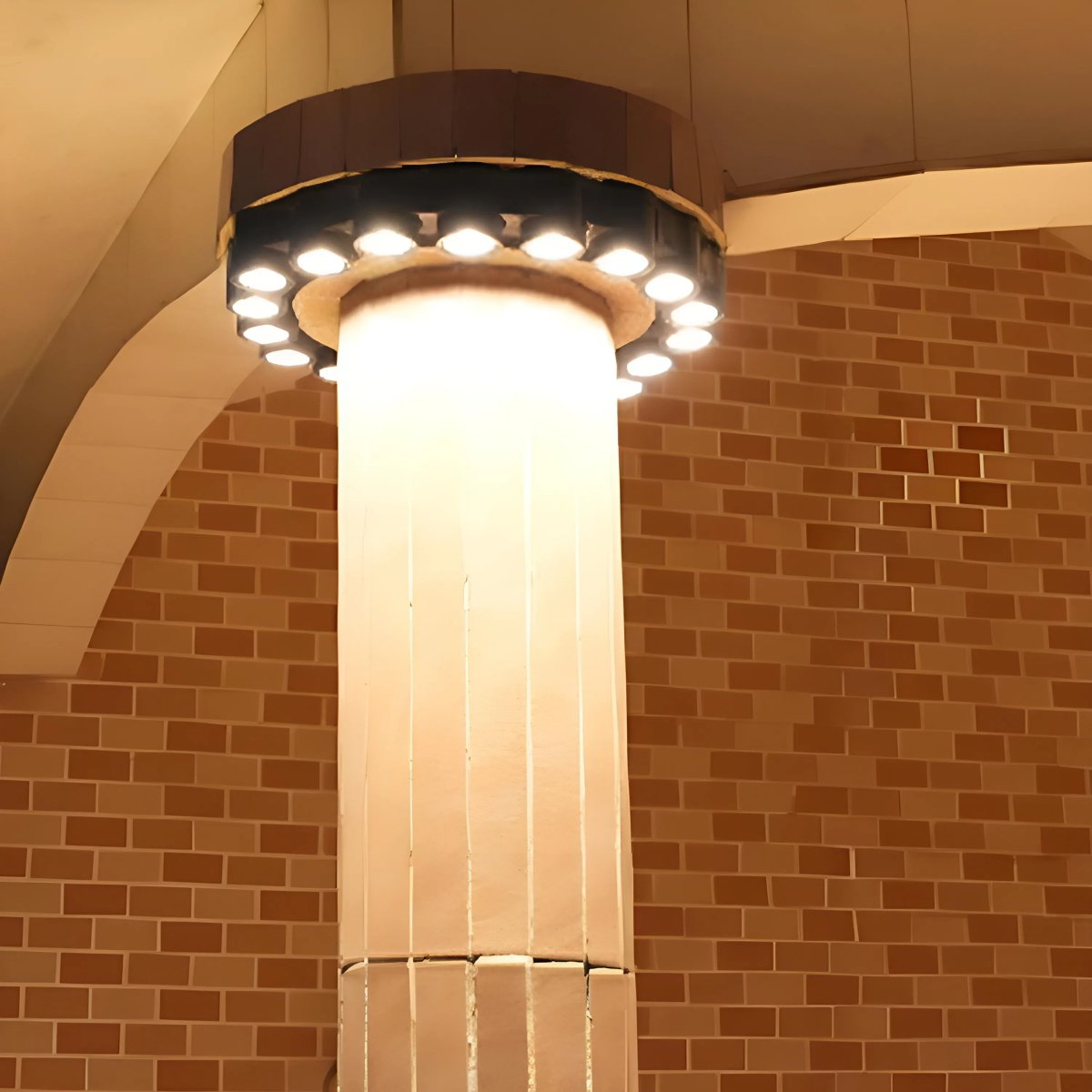 Outdoor Waterproof Ring  Round LED Column Tree Light Spot Lights