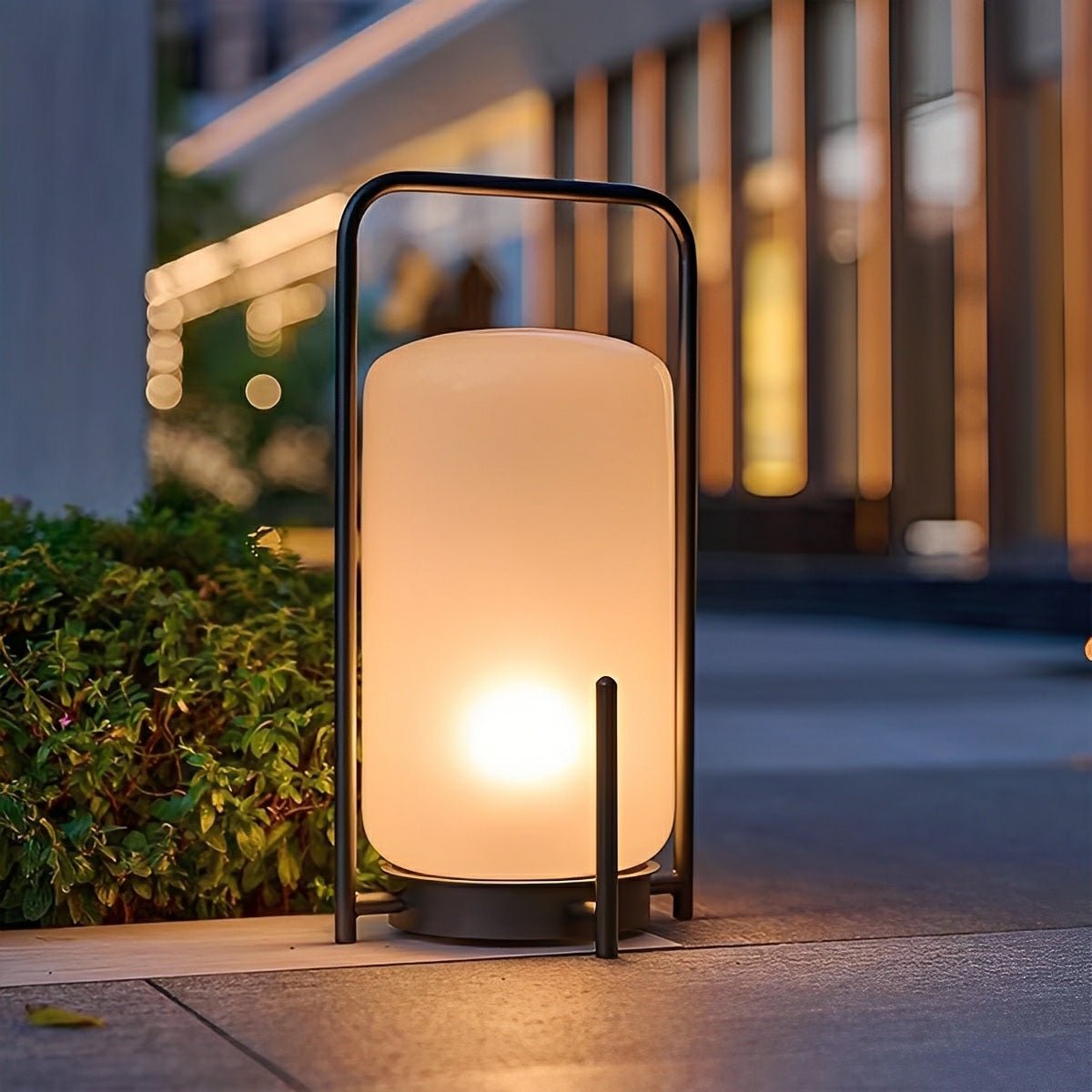 Portable Lantern Shaped Waterproof LED Modern Outdoor Lights Floor Lamp