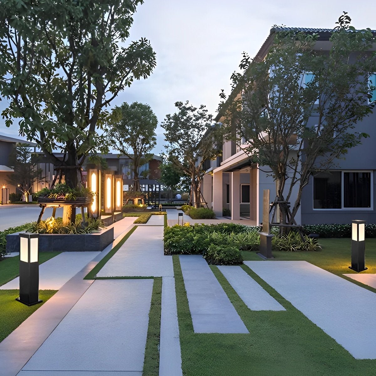 Square Waterproof LED Modern Solar Outdoor Path Lights Post Lights Walkway Lamps